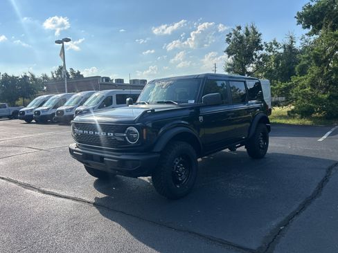 New 2026 Ford Bronco Big Bend AWD/4WD image 3