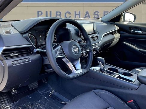 Used 2022 Nissan Altima 2.5 S FWD image 19