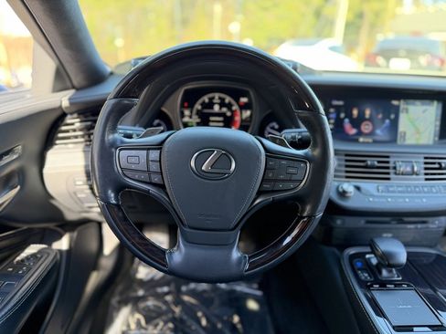 Used 2018 Lexus LS 500 w/ Interior Upgrade Package image 43