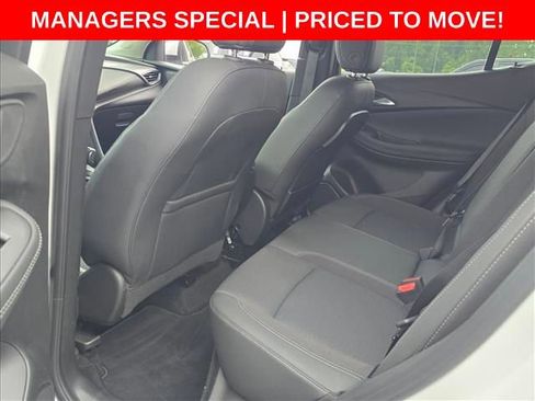 Used 2020 Buick Encore GX Select FWD image 16