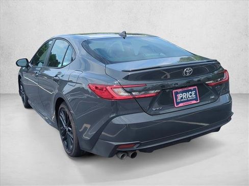 Used 2026 Toyota Camry SE FWD image 8