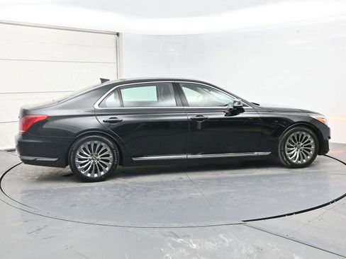 Used 2017 Genesis G90 3.3T Premium image 25