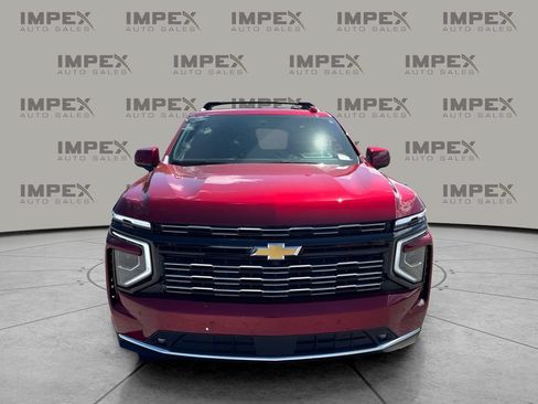 Used 2025 Chevrolet Tahoe High Country AWD/4WD image 8