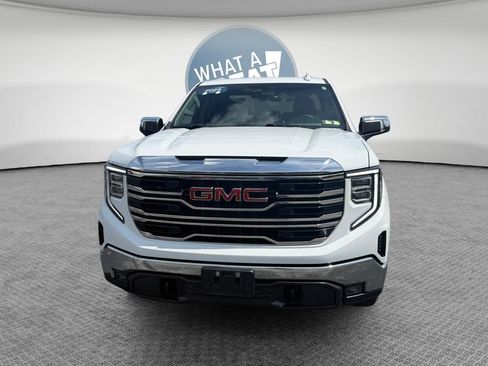 Certified 2025 GMC Sierra 1500 SLT AWD/4WD image 9