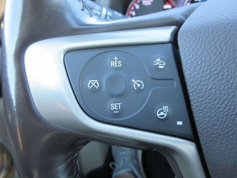 Certified 2019 GMC Acadia Denali w/ Technology Package image 28