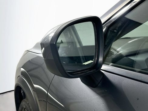 Used 2023 Nissan Rogue SV FWD image 36