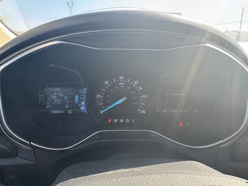 Used 2018 Ford Fusion SE w/ Equipment Group 602A image 19