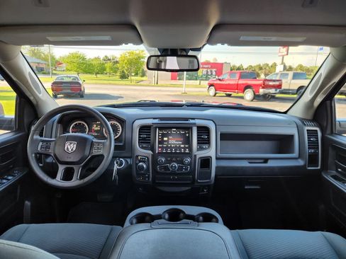Used 2019 RAM 1500 Express w/ Wheel & Sound Group AWD/4WD image 19