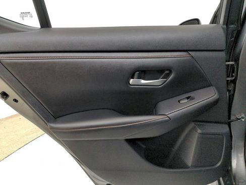 Used 2023 Nissan Sentra SR FWD image 26