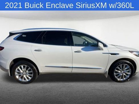 Used 2021 Buick Enclave Premium w/ Sun and Sites Package AWD/4WD image 10