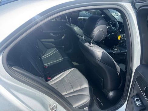 Used 2017 Mercedes-Benz C 300 4MATIC Sedan image 23