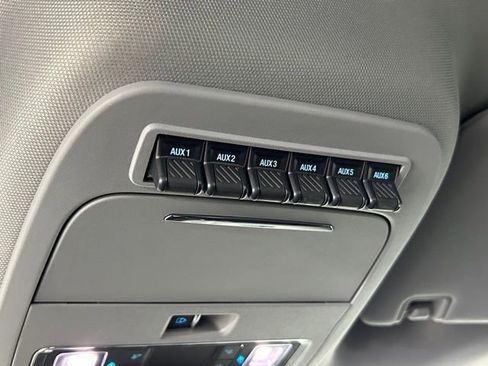 Used 2023 Ford F350 Lariat AWD/4WD image 27