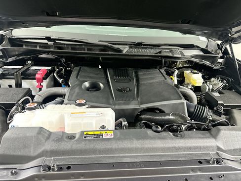 Used 2025 Toyota Tundra SR5 w/ SR5 Premium Package image 33