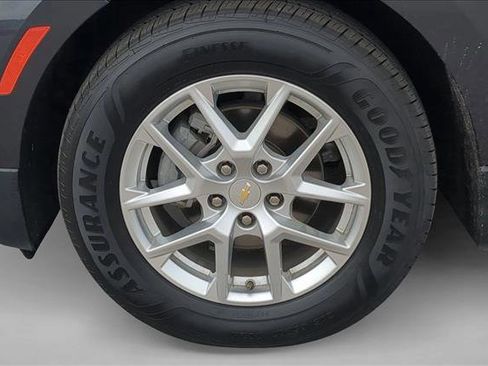 Used 2022 Chevrolet Equinox LT FWD image 21