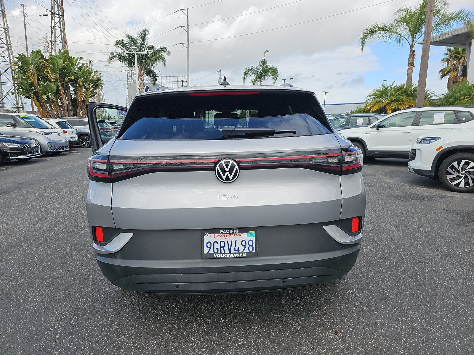 Used 2023 Volkswagen ID.4 Pro RWD image 11