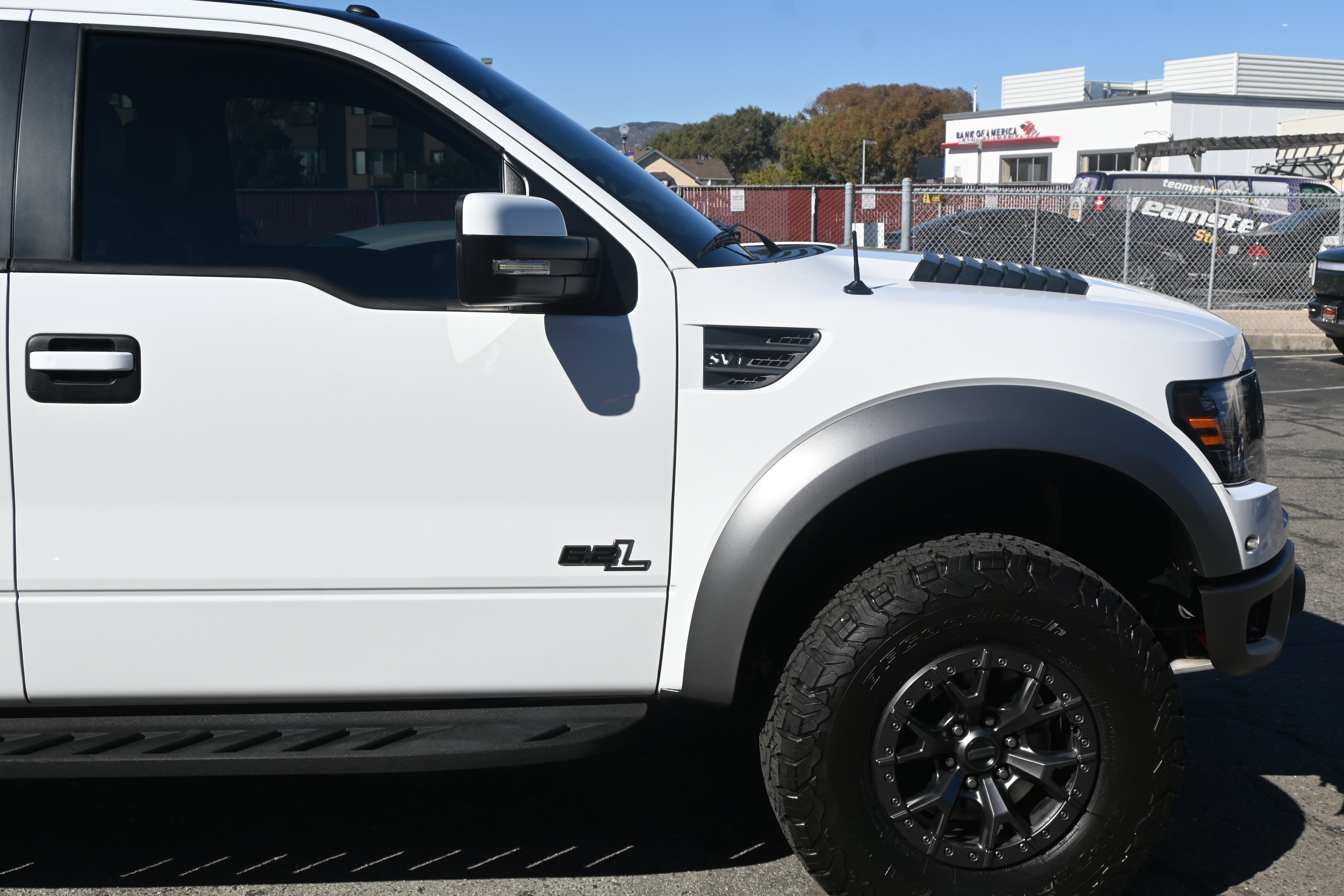 Used 2014 Ford F150 Raptor w/ Equipment Group 801A Luxury AWD/4WD image 29