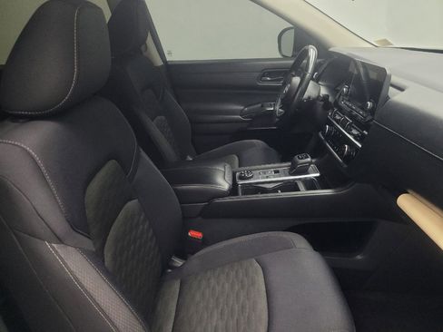 Used 2023 Nissan Pathfinder SV AWD/4WD image 21