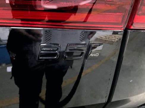 New 2026 Volvo XC60 B5 Ultra w/ Climate Package image 12