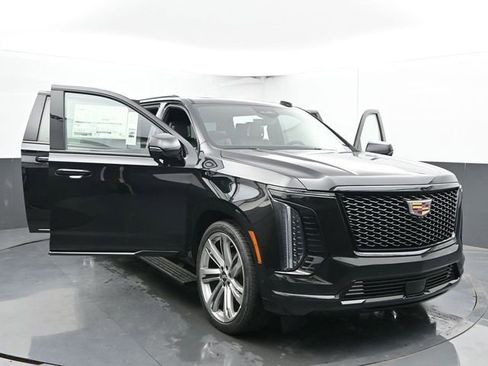 New 2026 Cadillac Escalade ESV Platinum Sport AWD/4WD image 46