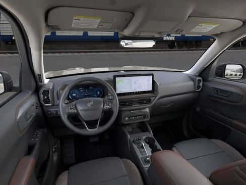 New 2025 Ford Bronco Sport Outer Banks w/ Outer Banks Tech Package+ AWD/4WD image 10