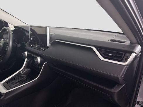 Used 2024 Toyota RAV4 XLE Premium image 20