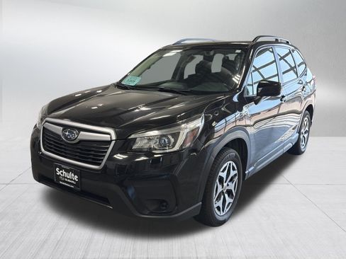 Used 2020 Subaru Forester Premium w/ Popular Package #1 AWD/4WD image 3