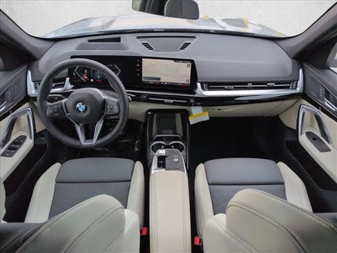 New 2026 BMW X1 xDrive28i w/ Technology Package image 15