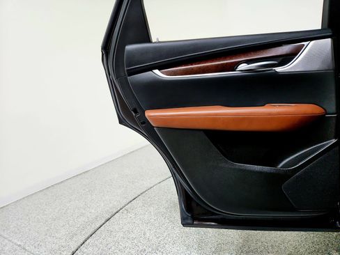 Used 2021 Cadillac XT5 Sportv image 16