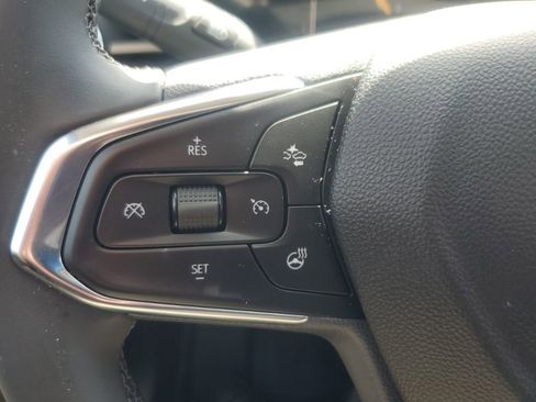 Used 2025 Chevrolet Trax ACTIV image 23