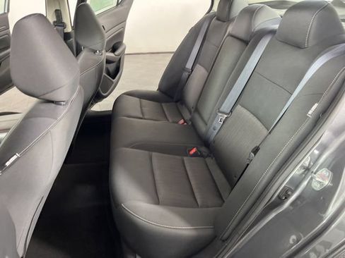 Used 2024 Nissan Altima 2.5 S FWD image 36