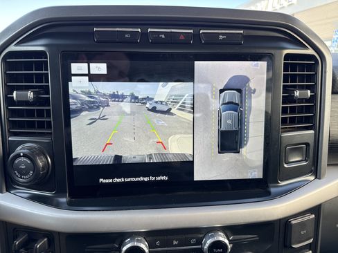 Used 2022 Ford F150 XLT w/ Equipment Group 302A High AWD/4WD image 18