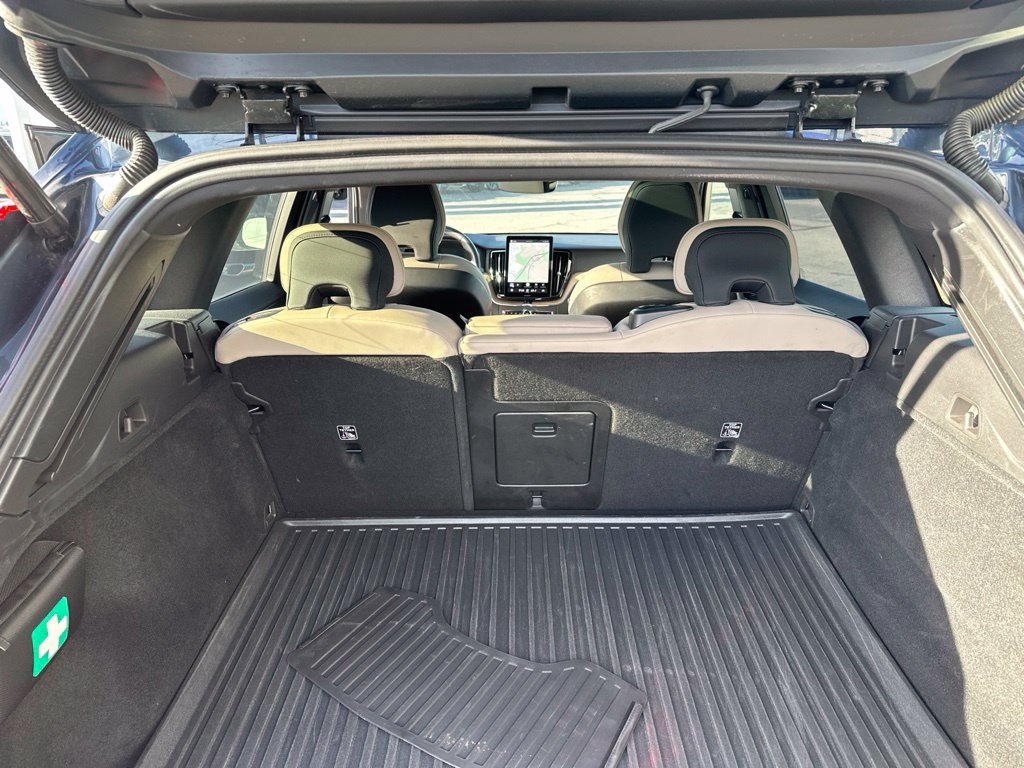 Used 2026 Volvo XC60 B5 Plus AWD/4WD image 26