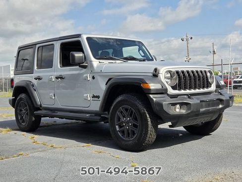Used 2024 Jeep Wrangler Unlimited Sport AWD/4WD image 7