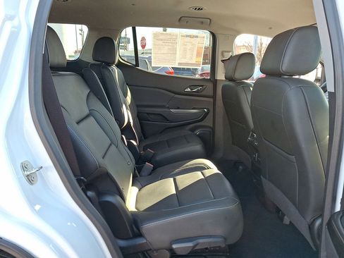 Certified 2023 GMC Acadia SLT image 26