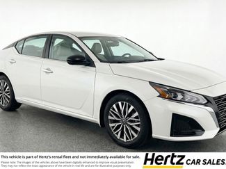 Used 2025 Nissan Altima 2.5 SV video 1