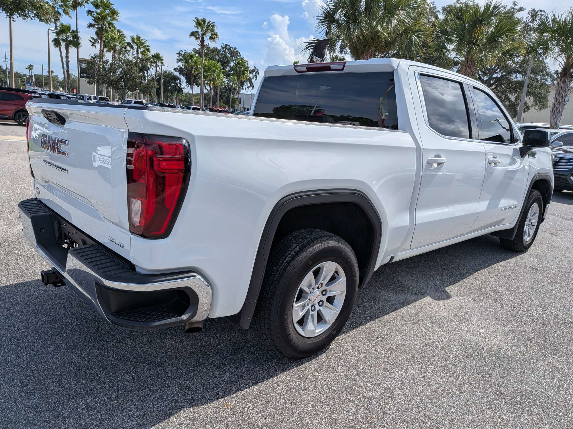 Certified 2024 GMC Sierra 1500 SLE RWD image 4