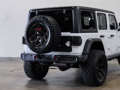 Used 2024 Jeep Wrangler Unlimited Sport AWD/4WD image 35
