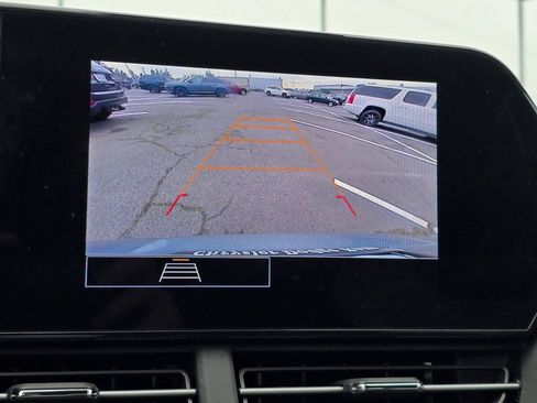 Used 2024 Chevrolet Trax LS w/ LS Convenience Package FWD image 21