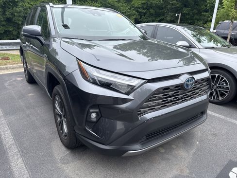 Used 2023 Toyota RAV4 Limited AWD/4WD image 2