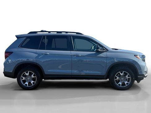 Certified 2022 Honda Passport TrailSport image 6