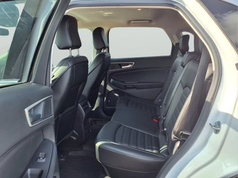 Used 2020 Ford Edge SEL w/ Convenience Package AWD/4WD image 11