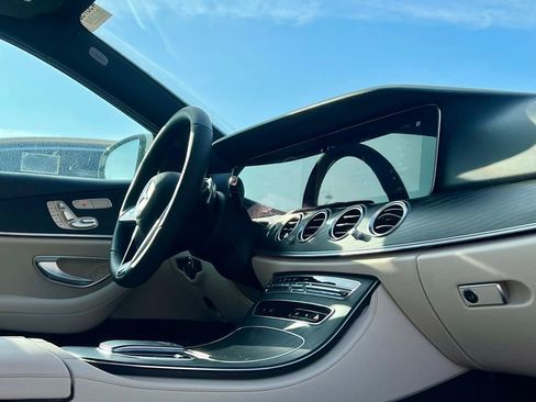 Certified 2022 Mercedes-Benz E 350 4MATIC Sedan image 16