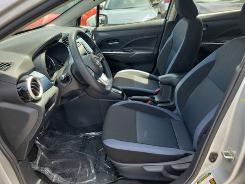 New 2025 Nissan Versa SV w/ Trunk Package FWD image 12