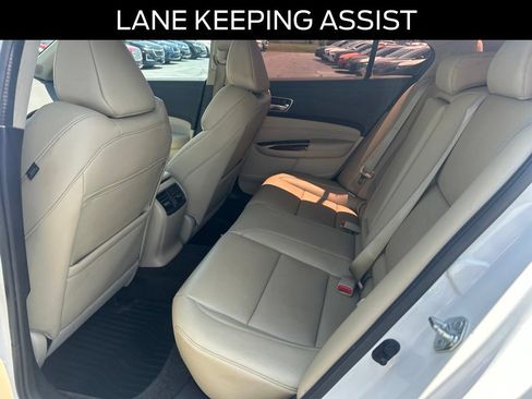 Used 2018 Acura TLX FWD image 19