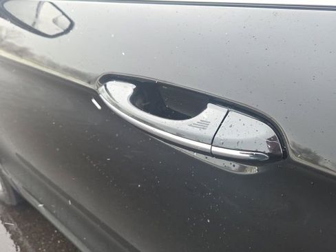 Used 2018 Ford Edge Titanium w/ Equipment Group 301A image 24