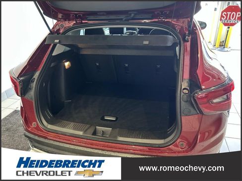 Certified 2024 Chevrolet Trax LT w/ Driver Confidence Package FWD image 15