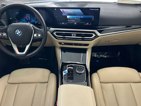 Used 2023 BMW i4 eDrive40 w/ Premium Package RWD image 16