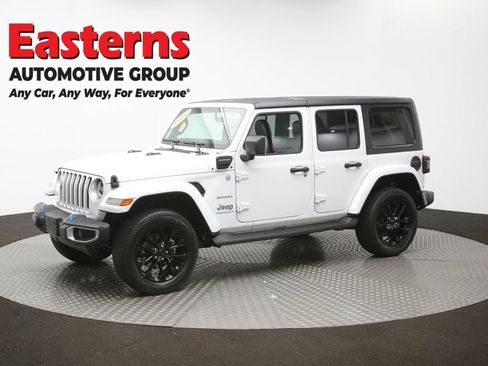 Used 2023 Jeep Wrangler Unlimited Sahara AWD/4WD image 61