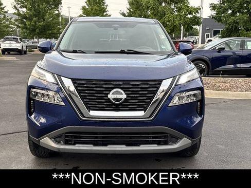 Used 2023 Nissan Rogue SV AWD/4WD image 8