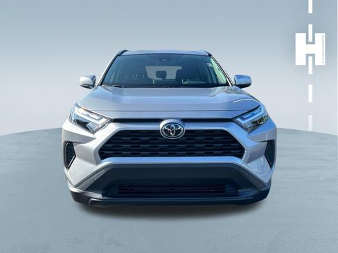 Used 2025 Toyota RAV4 XLE w/ Convenience Package AWD/4WD image 2